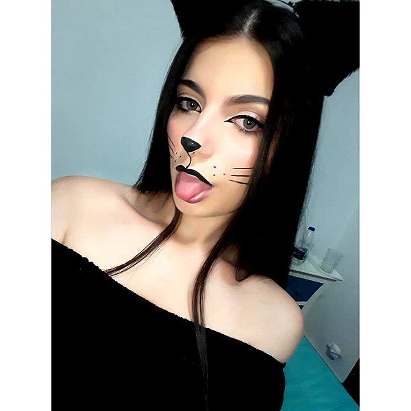 julieta.allegretti instagram image archive image