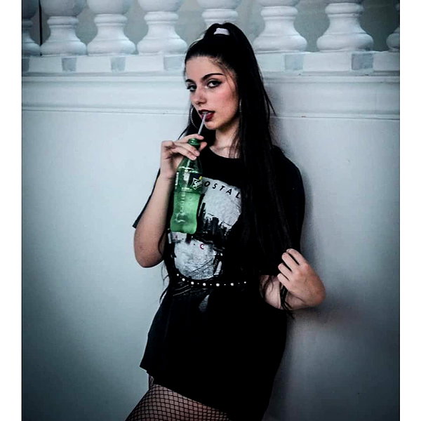 julieta.allegretti instagram image archive image