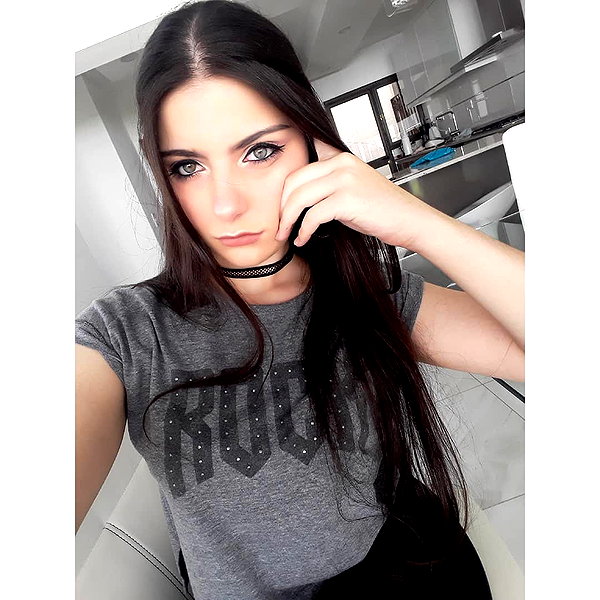 julieta.allegretti instagram image archive image