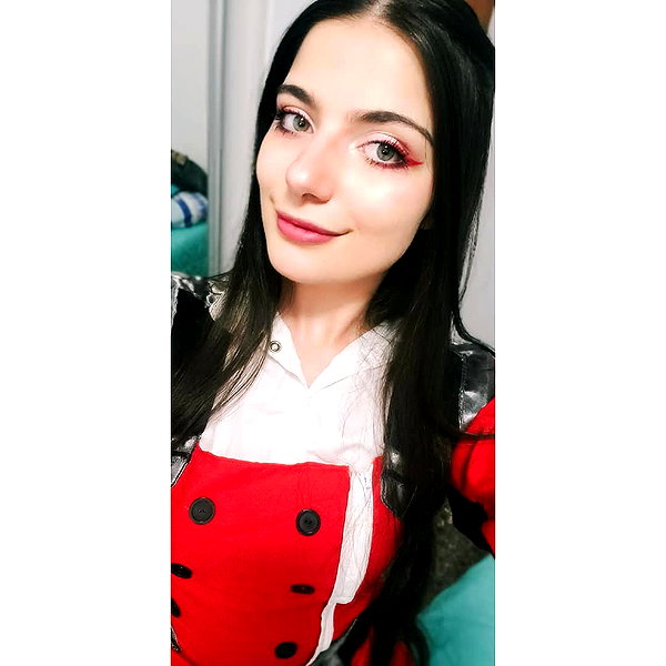 julieta.allegretti instagram image archive image