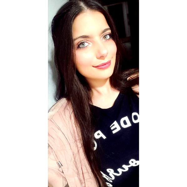 julieta.allegretti instagram image archive image