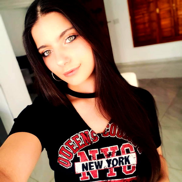 julieta.allegretti instagram image archive image