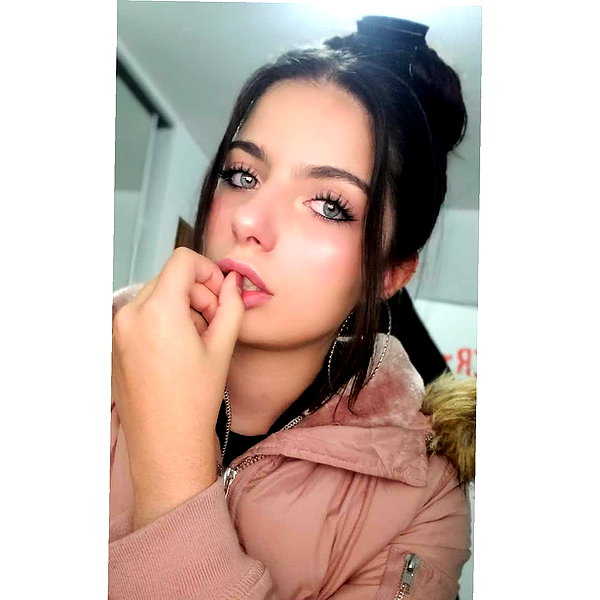 julieta.allegretti instagram image archive image