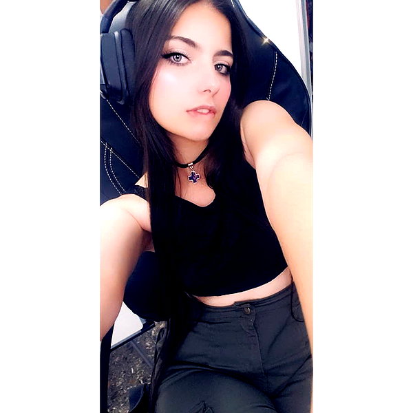 julieta.allegretti instagram image archive image
