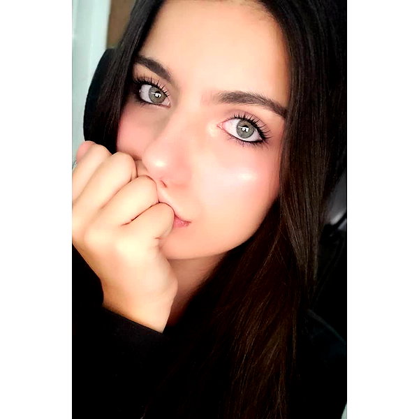julieta.allegretti instagram image archive image