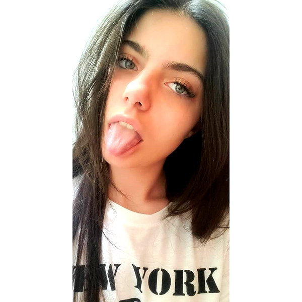 julieta.allegretti instagram image archive image