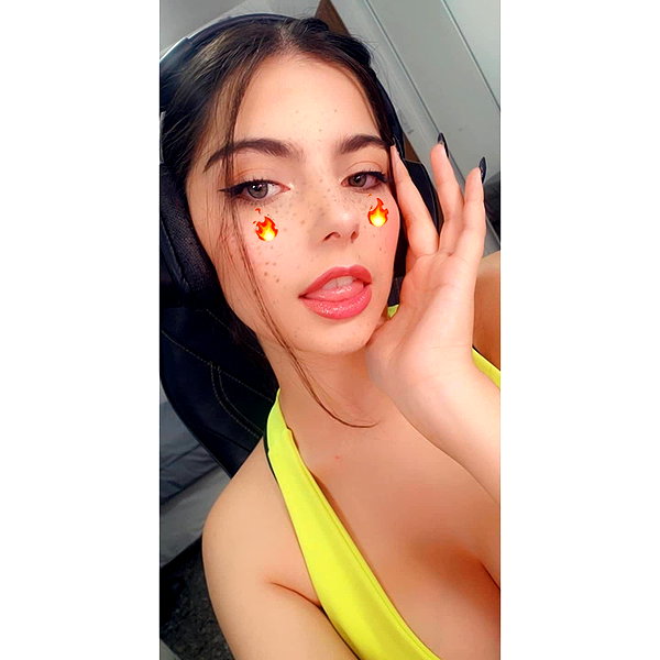 julieta.allegretti instagram image archive image