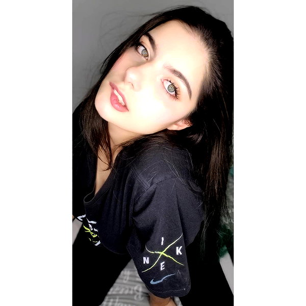 julieta.allegretti instagram image archive image