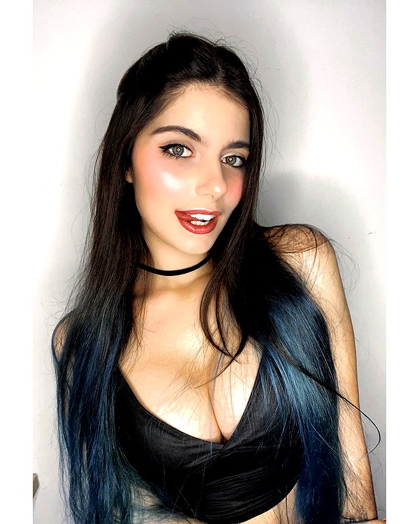 julieta.allegretti instagram image archive image