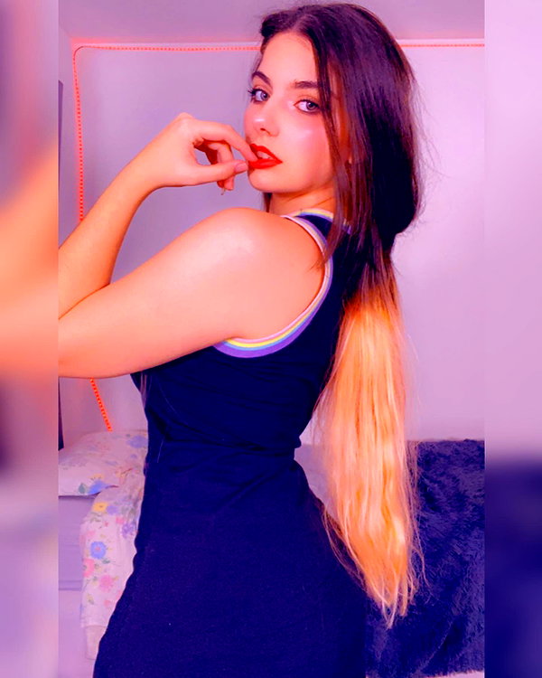 julieta.allegretti instagram image archive image