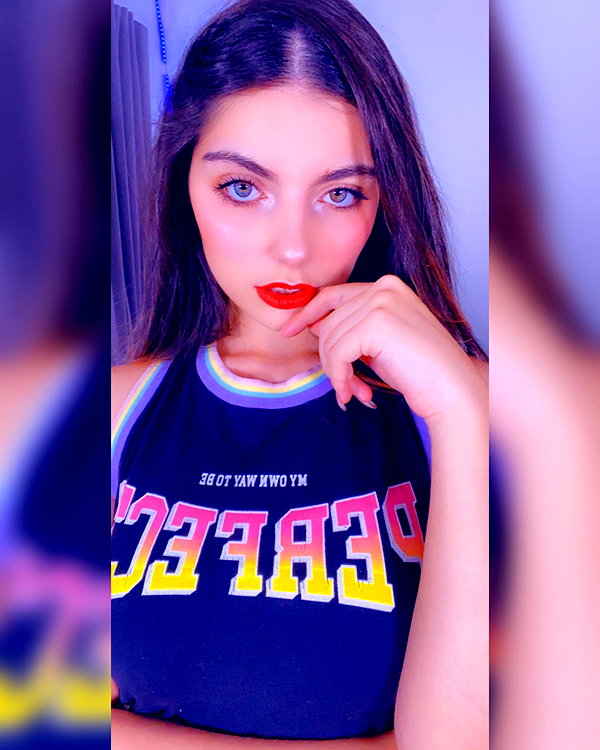 julieta.allegretti instagram image archive image