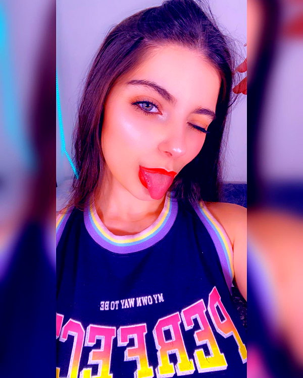 julieta.allegretti instagram image archive image
