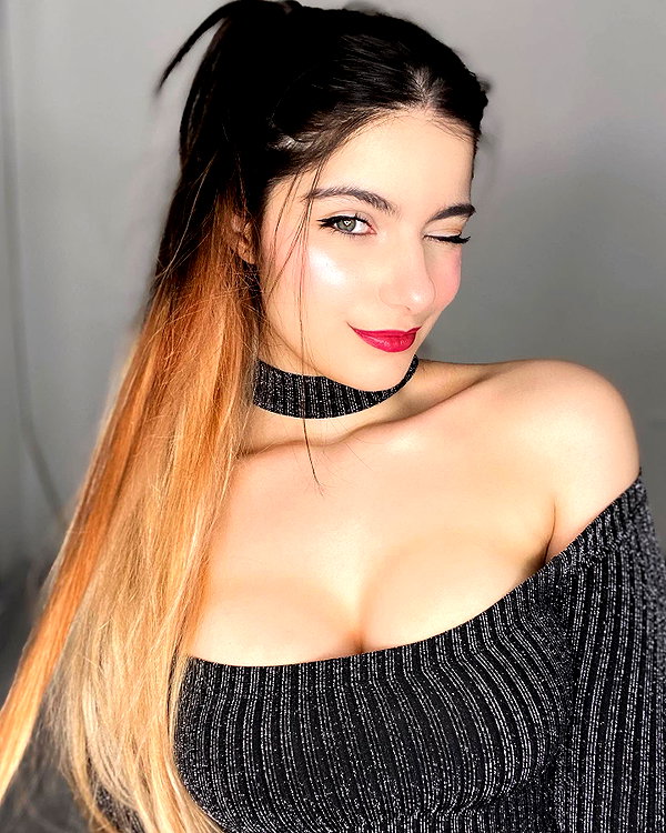 julieta.allegretti instagram image archive image
