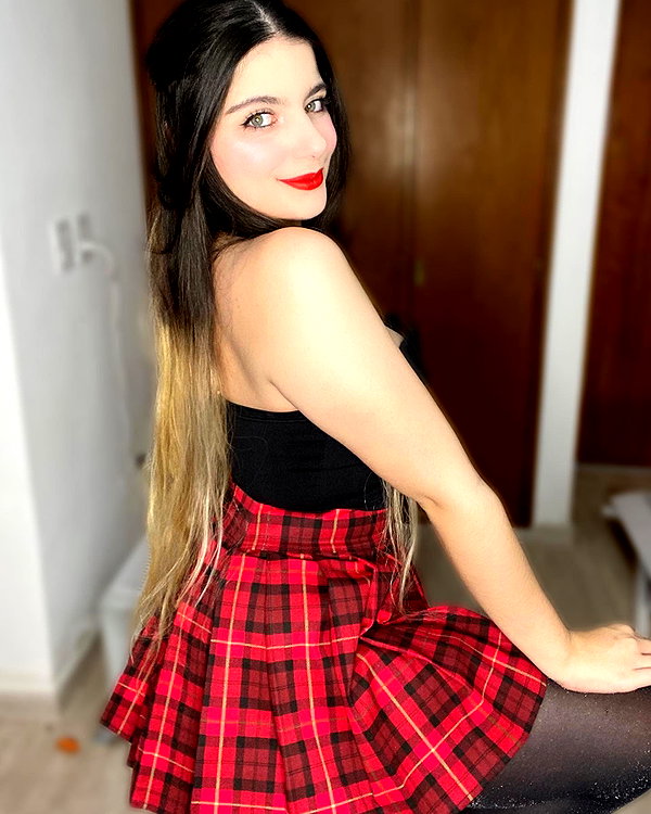 julieta.allegretti instagram image archive image