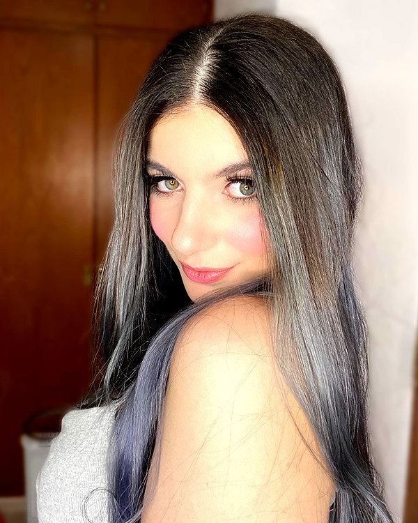 julieta.allegretti instagram image archive image