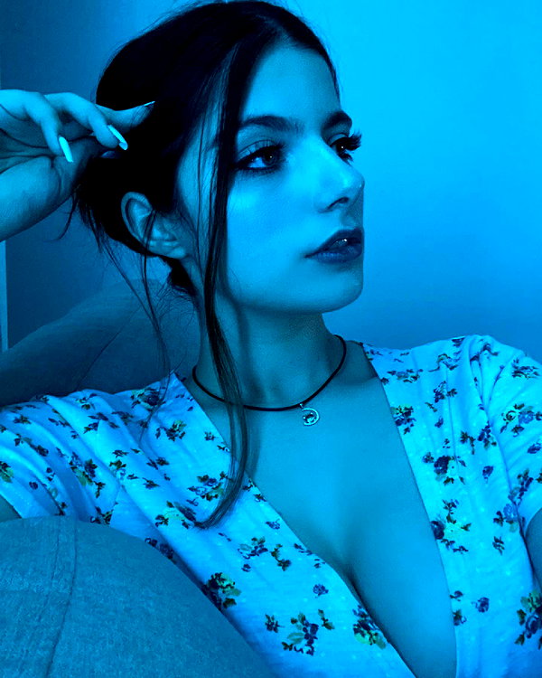 julieta.allegretti instagram image archive image