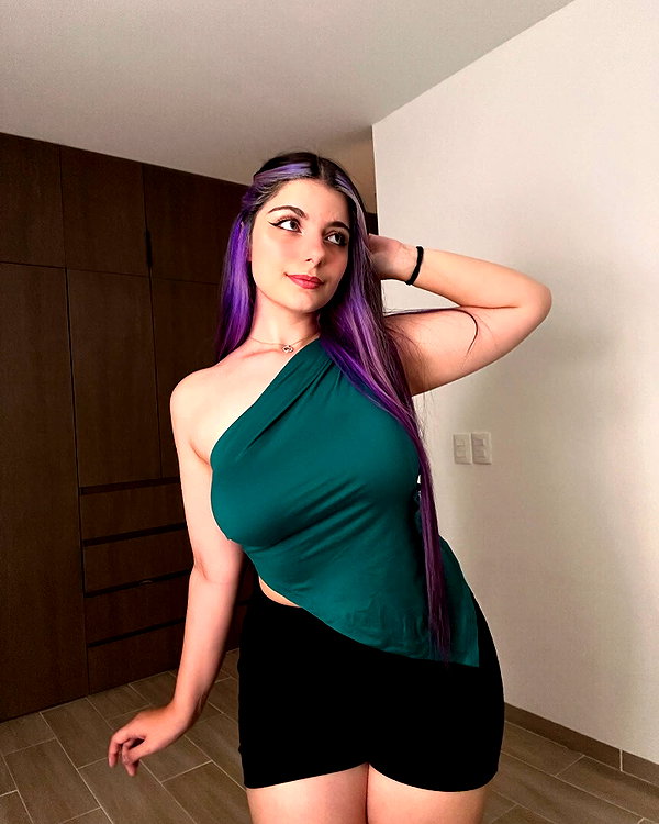 julieta.allegretti instagram image archive image