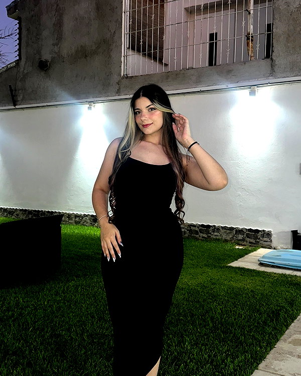 julieta.allegretti instagram image archive image