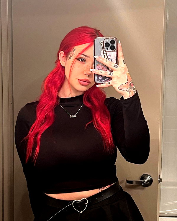 juneeberri instagram image archive image