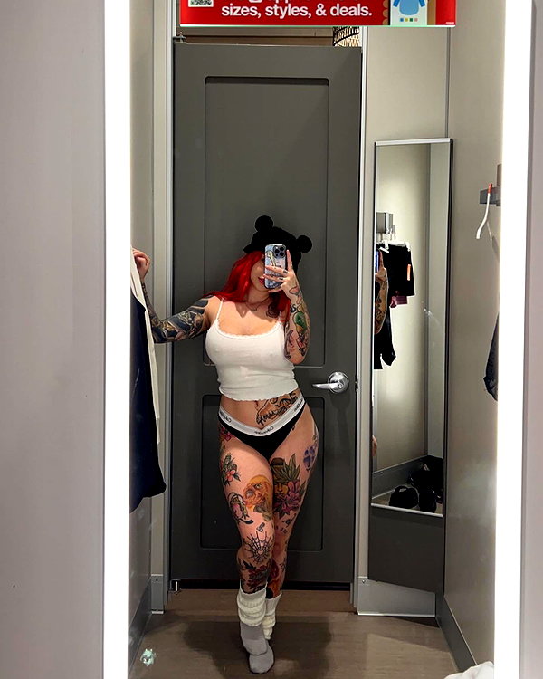 juneeberri instagram image archive image