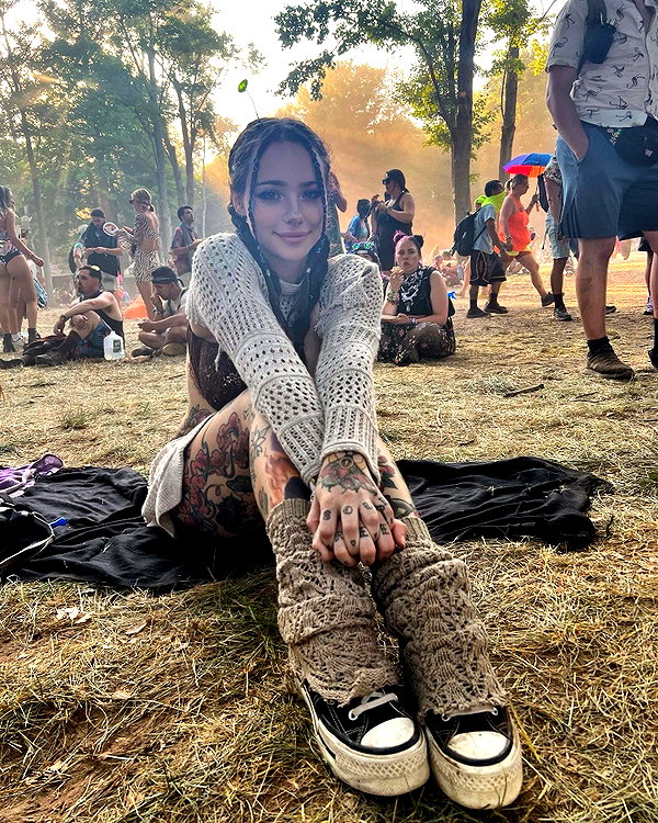 juneeberri instagram image archive image