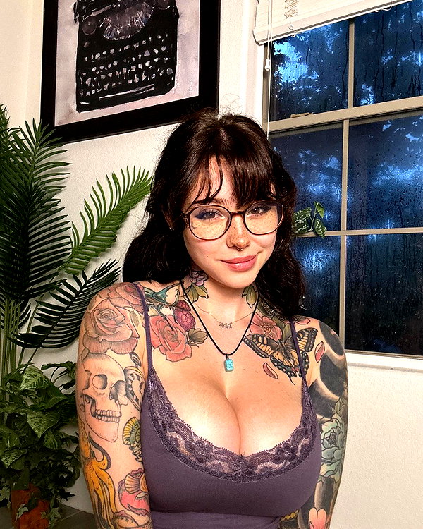 juneeberri instagram image archive image