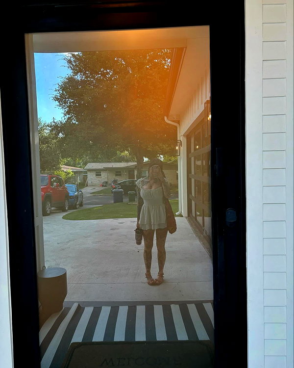 juneeberri instagram image archive image
