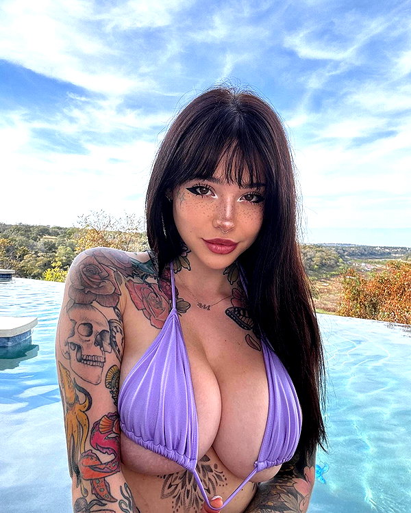 juneeberri instagram image archive image