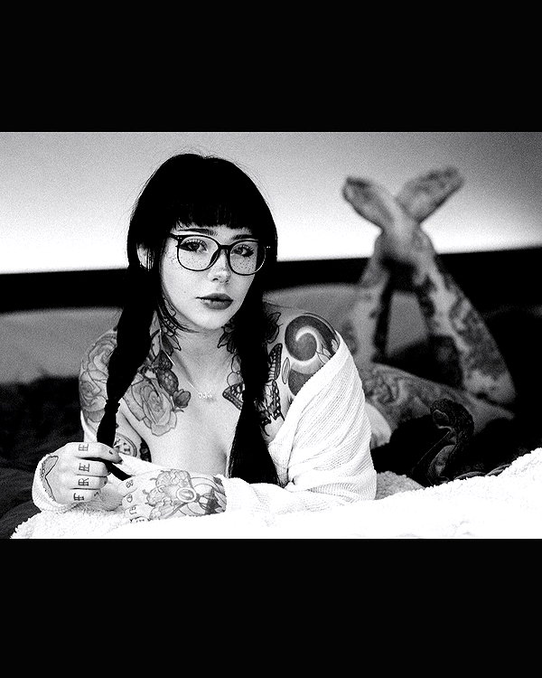 juneeberri instagram image archive image