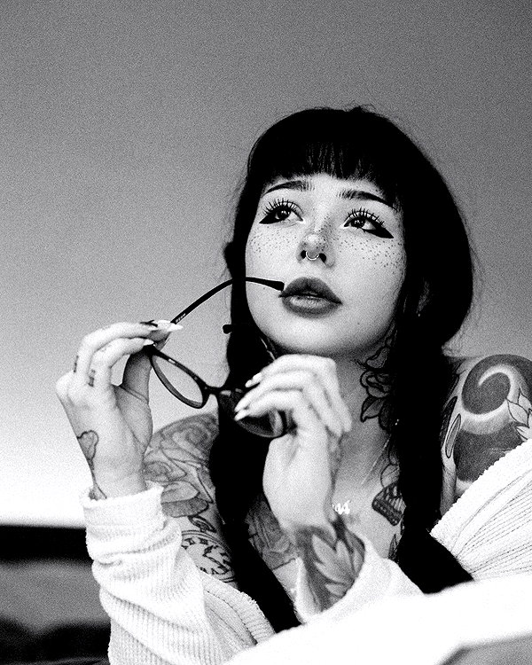 juneeberri instagram image archive image