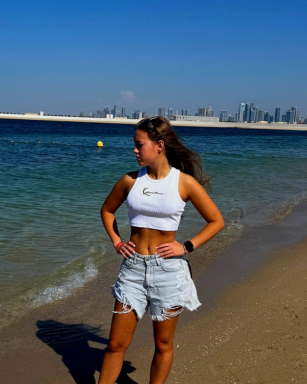 justfranzi.x instagram image archive image