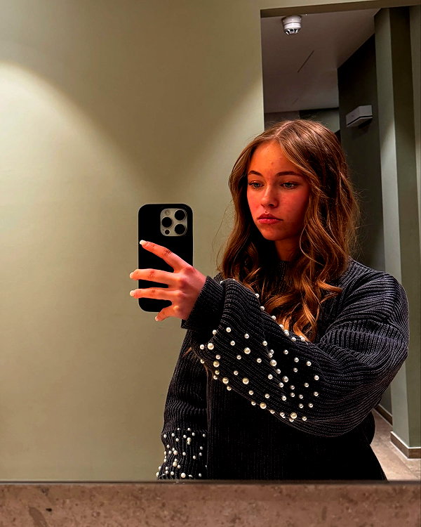 justfranzi.x instagram image archive image