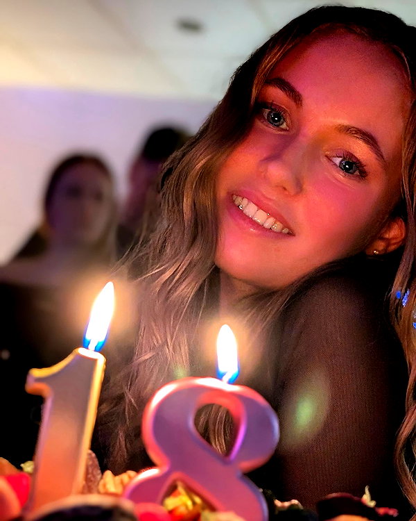 justfranzi.x instagram image archive image