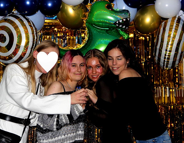 justfranzi.x instagram image archive image