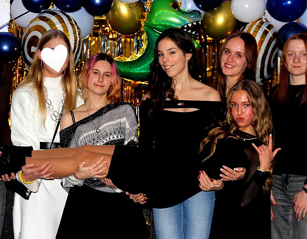 justfranzi.x instagram image archive image