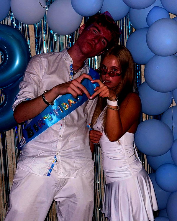 justfranzi.x instagram image archive image