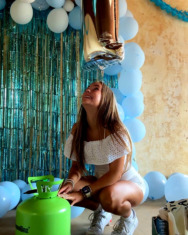 justfranzi.x instagram image archive image