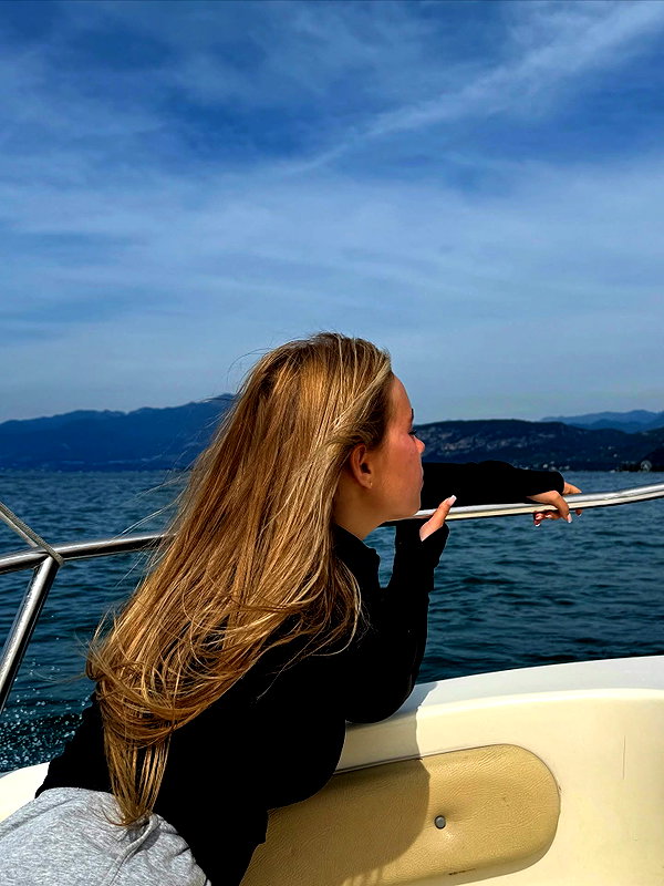 justfranzi.x instagram image archive image