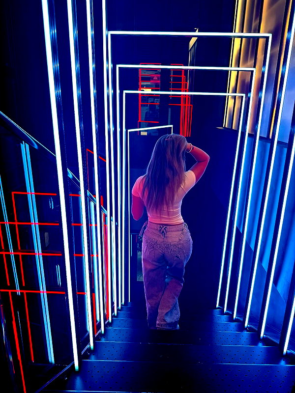 justfranzi.x justfranzi.x archive image