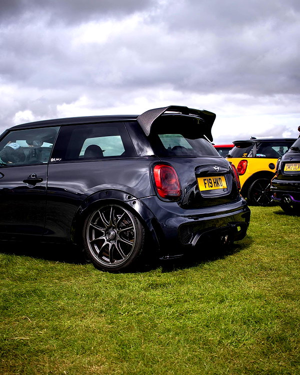 justminis_ justminis_ archive image