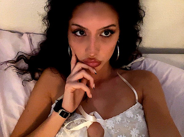 kaleenaisabell instagram image archive image
