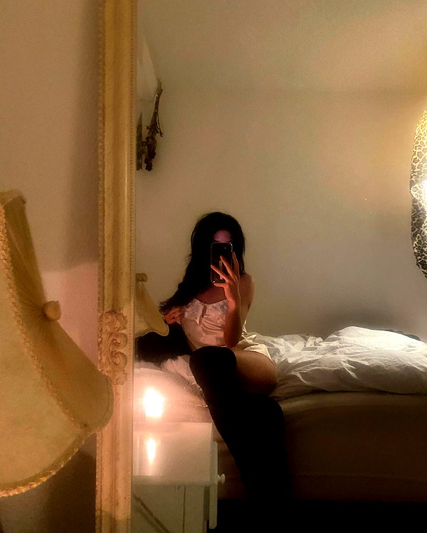 kaleenaisabell instagram image archive image