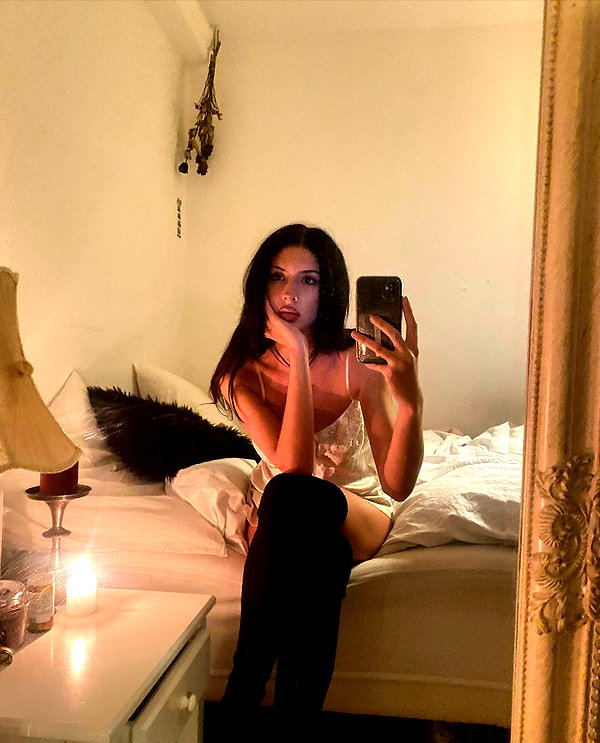kaleenaisabell instagram image archive image