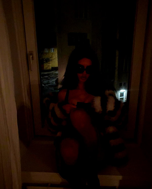 kaleenaisabell instagram image archive image