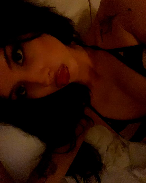 kaleenaisabell instagram image archive image