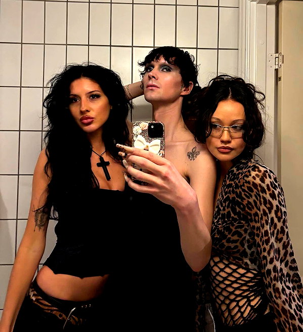 kaleenaisabell instagram image archive image