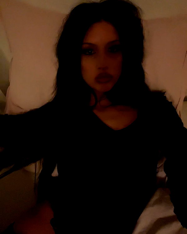 kaleenaisabell instagram image archive image