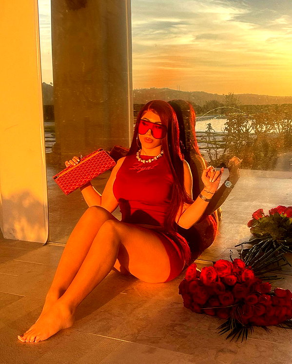 kaliuchis instagram image archive image