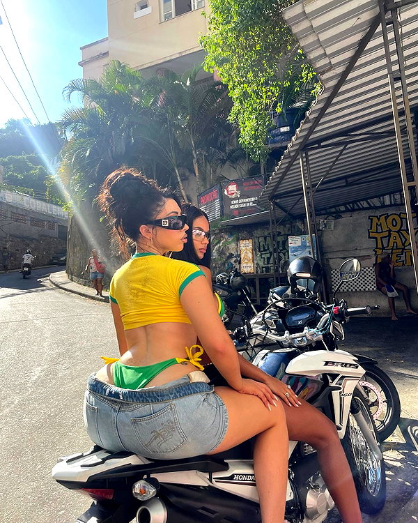 kaliuchis instagram image archive image
