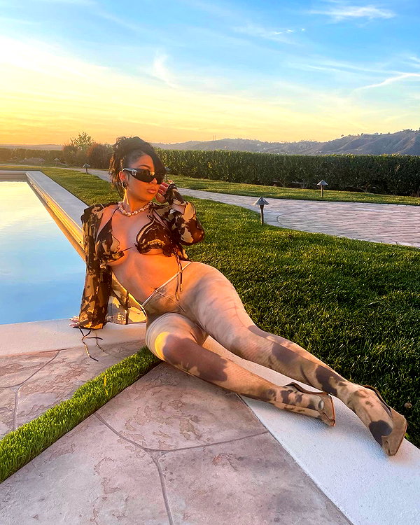 kaliuchis instagram image archive image